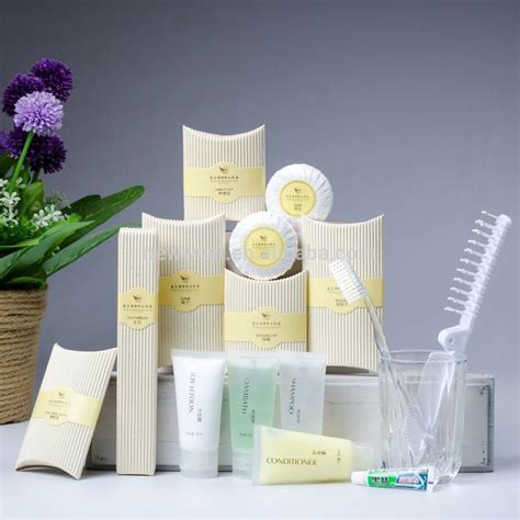 hotel amenities distributors|Luxury Hotel Amenity Supplier .